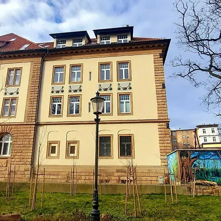 Azzurro - Old Town Apartment Klodzko