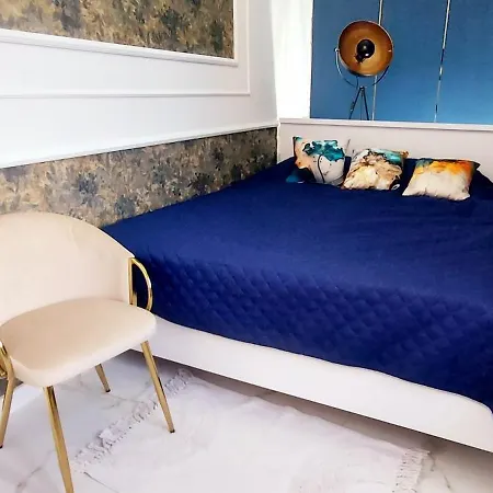 Azzurro - Old Town Apartment Klodzko