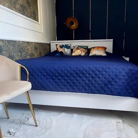 Azzurro - Old Town *