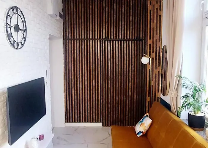 Azzurro - Old Town Apartment